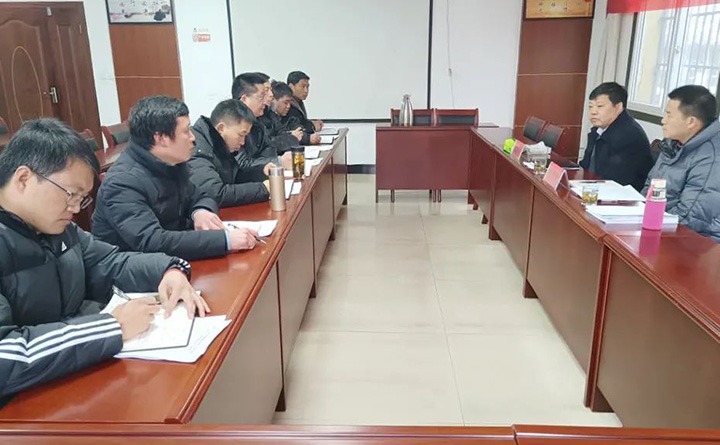 云煤（南宫NG28）集团总经理助理、鼎新办主任陈家昆一行到四角地煤矿公司督导调研