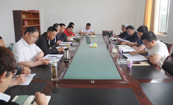 云煤（南宫NG28）集团总经理助理、鼎新办主任陈家昆一行到陆东煤矿公司发展深入国企鼎新三年行动专项督导
