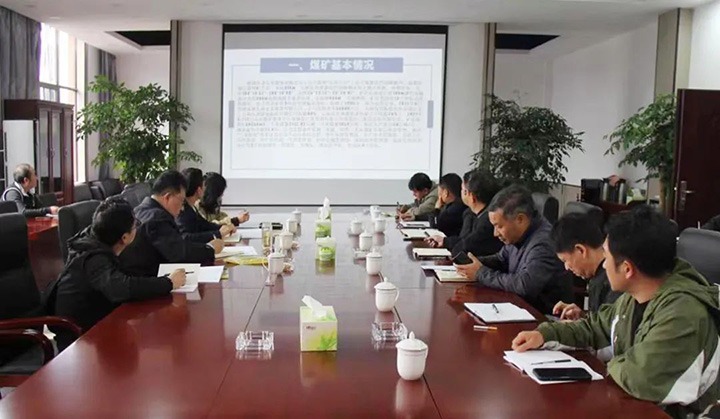 云煤（南宫NG28）集团专职表部董事寸延峰一行到金发煤业公司调研