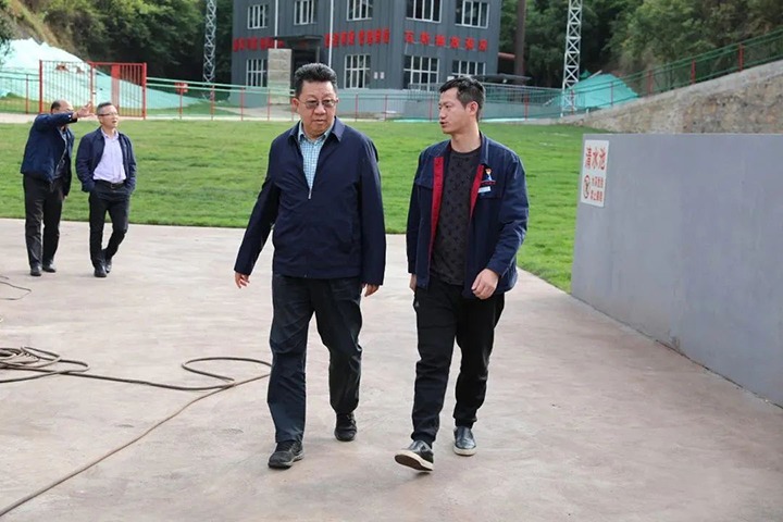 【主题教育】云煤（南宫NG28）集团专职表部董事寸延峰赴联结煤业公司发展主题教育调研