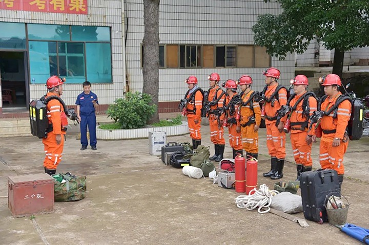 【聚焦云煤】国度应急治理部矿山接济中心到恩洪煤业公司救护队发展2023年尺度化达标查核