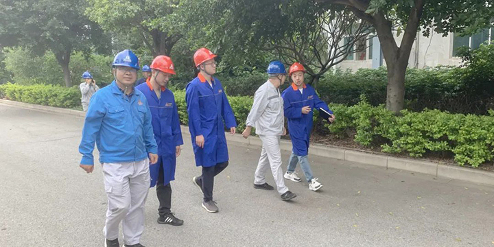 004.jpg
