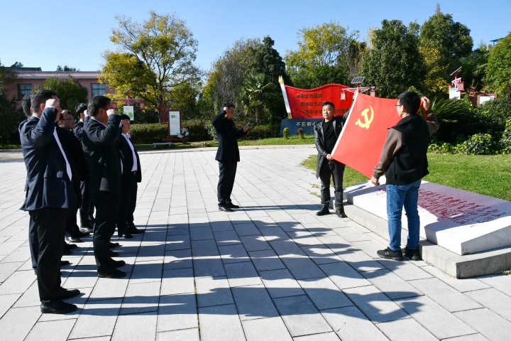 1.jpg 1.jpg
